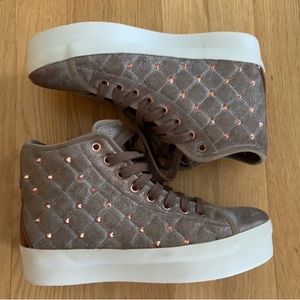 Alexander Smith London EUC Suede High Tops